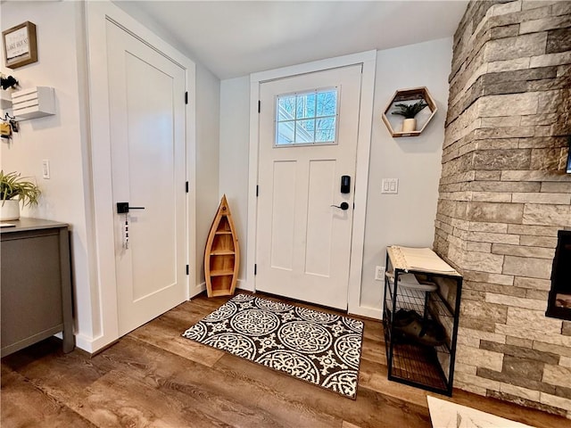 8119 Martin Rd, Wolcott, NY 14590 - entryway with wood finished floors and baseboards