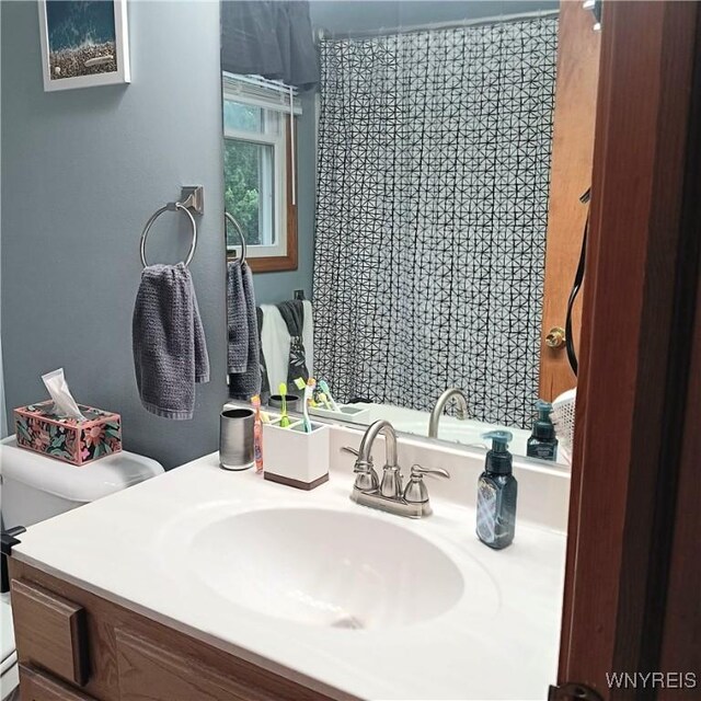 51 Kelly Ct, Lancaster, NY 14086