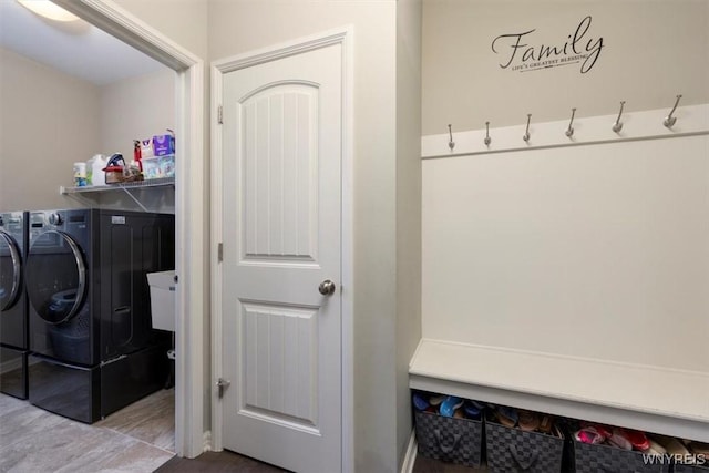 17 Knoche Way, Orchard Park, NY 14127 - mudroom with washing machine and dryer