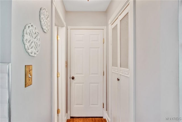 7263 Quaker Rd, Orchard Park, NY 14127 - corridor featuring wood finished floors