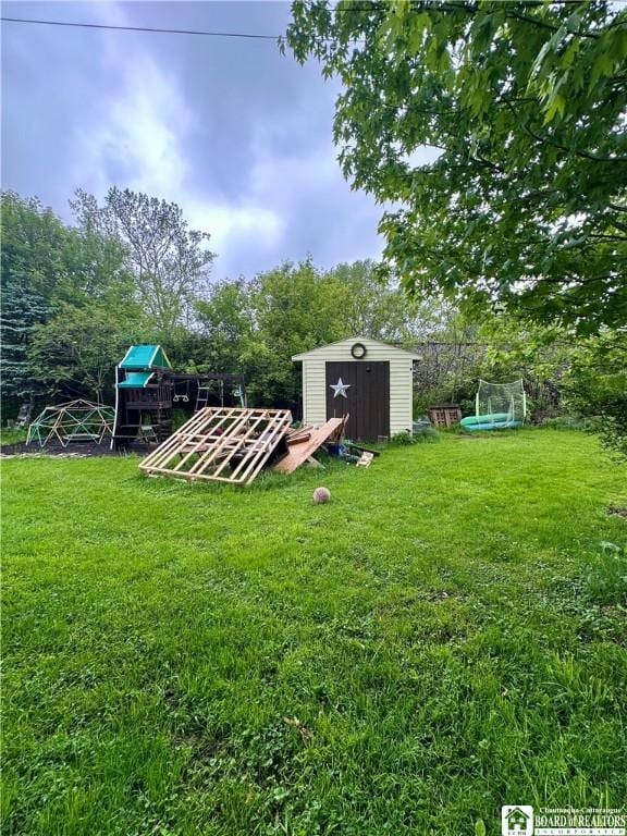 538 Erie St, Olean-City, NY 14760 - view of green lawn