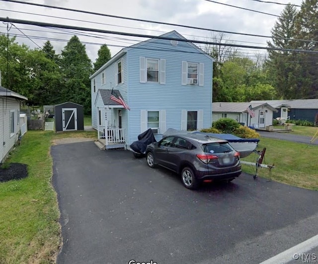 7090 Lakeshore Rd, Cicero, NY 13039 - view of front of property featuring a front yard and driveway