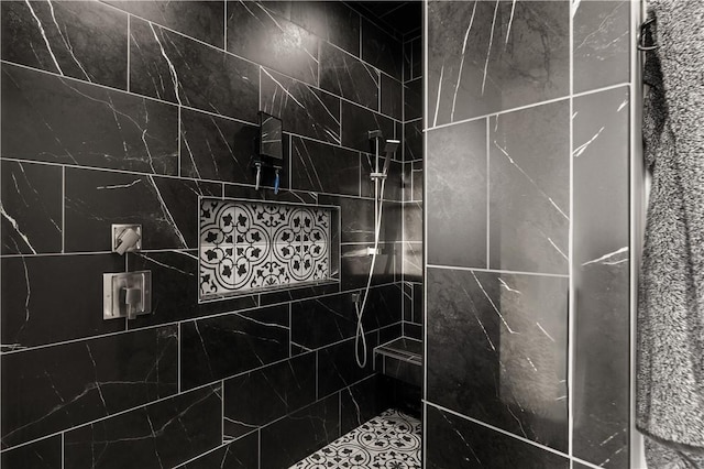 503 Grandview Ln, Milo, NY 14527 - full bathroom featuring a tile shower