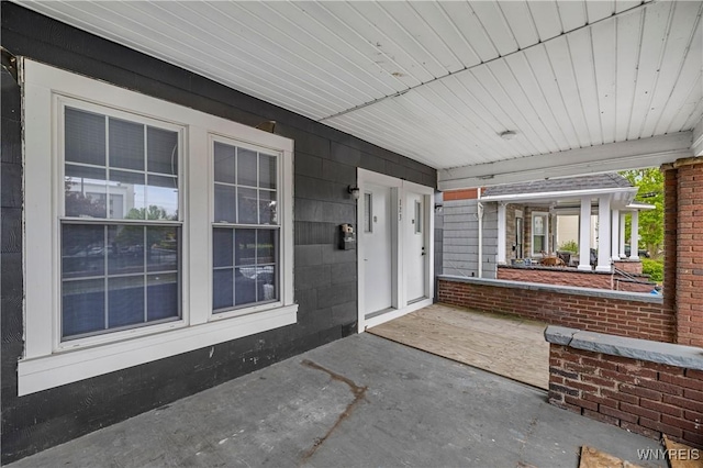 123 6th St, Niagara Falls, NY 14303 - property entrance featuring a porch