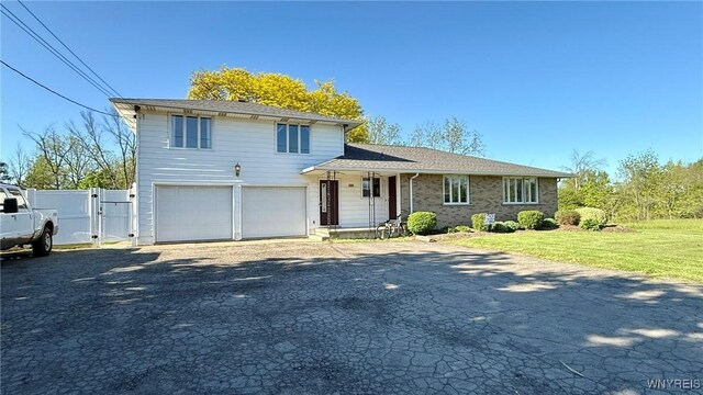 2305 Lockport Rd, Wheatfield, NY 14132