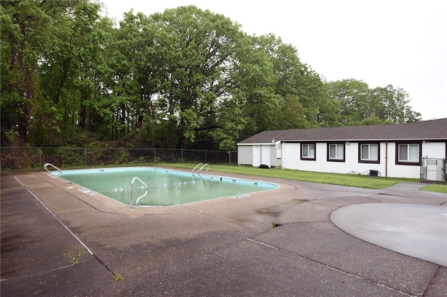 414 Fox Run, Gates, NY 14606 - view of swimming pool with a patio