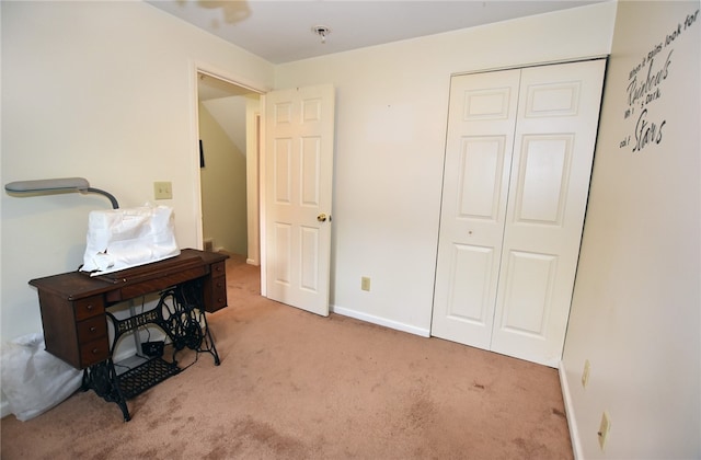 414 Fox Run, Gates, NY 14606 - carpeted office space with baseboards