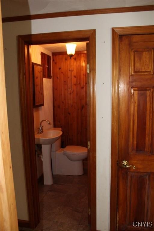 7 Catlin Ave, Paris, NY 13456 - half bathroom featuring toilet