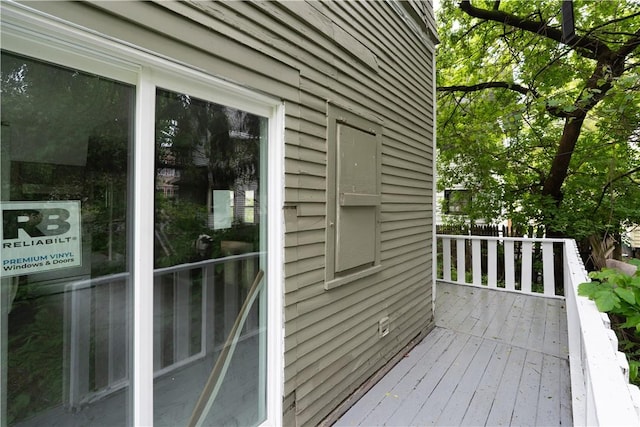 135 Gardiner Ave, Rochester, NY 14611 - view of deck