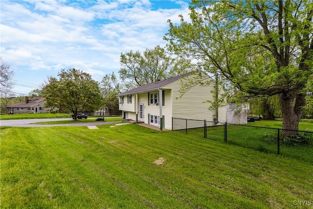 27 Cascade Dr, New Hartford, NY 13413 - view of side of property