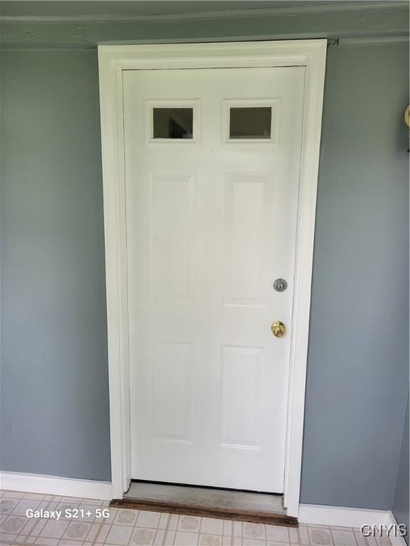 8723 E Mud Lake Rd, Lysander, NY 13027 - view of property entrance