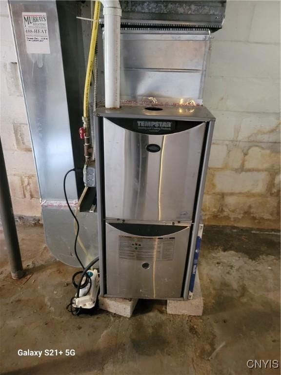 8723 E Mud Lake Rd, Lysander, NY 13027 - utilities featuring heating unit
