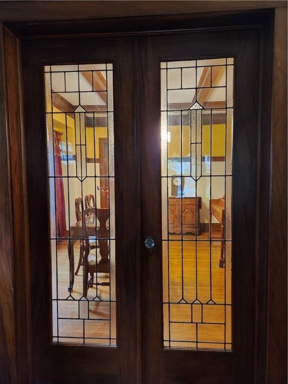 83 Vermont St, Rochester, NY 14609 - detailed view of french doors