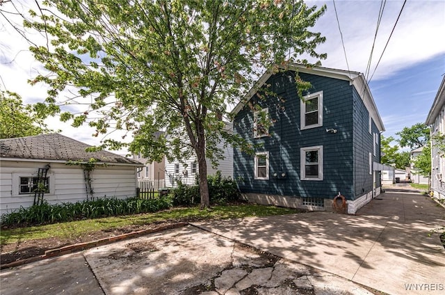 374 Victoria Blvd, Tonawanda-Town, NY 14217 - rear view of property featuring a patio area