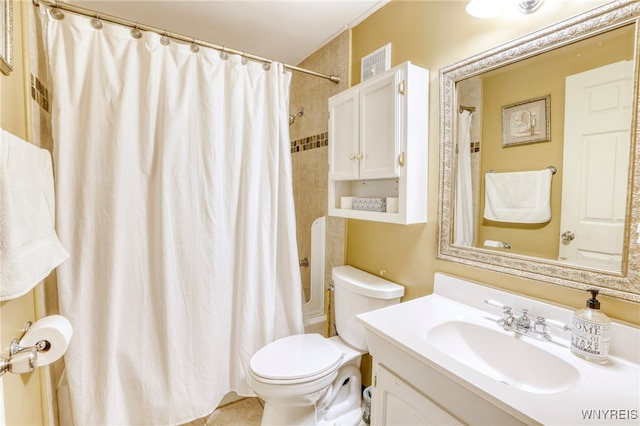 26 Pine Tree Village Rd Unit 26, Ellicottville, NY 14731 - bathroom with toilet, vanity, and a shower with curtain