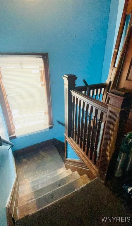 497-499 Riley St, Buffalo, NY 14208 - view of stairs