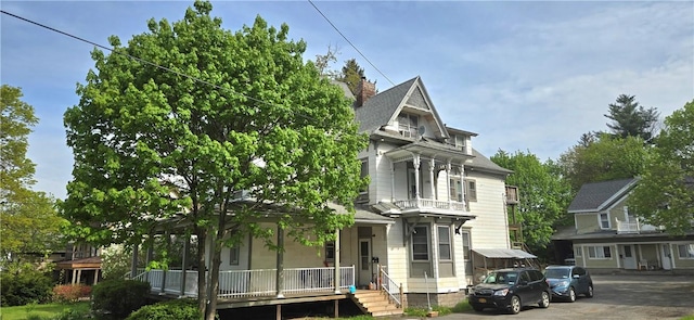 104 Main St, Stamford, NY 12167 - victorian-style house with covered porch