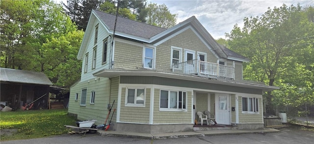104 Main St, Stamford, NY 12167 - view of front of home featuring a balcony