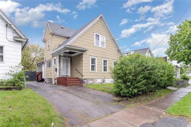 189 5th St, Rochester, NY 14605 - view of front of house