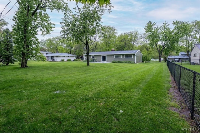454 Kenwood Dr, Lewiston, NY 14092 - view of yard