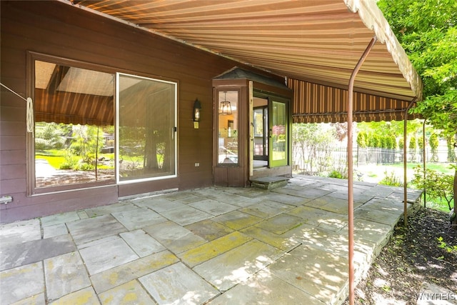 126 Crestwood Ln, Amherst, NY 14221 - view of patio / terrace