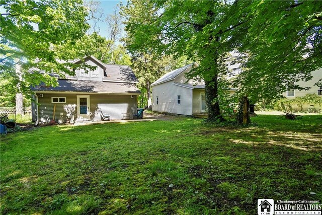 8 Terrace St, Westfield, NY 14787 - back of house with a lawn