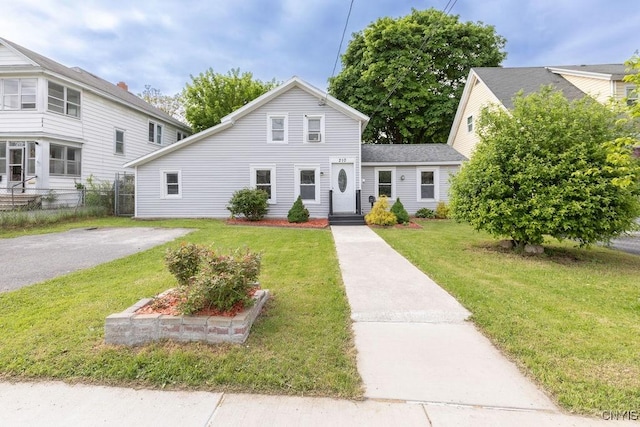 210 Essex St, Syracuse, NY 13204 - view of traditional-style home