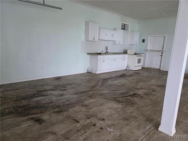 9600 Vermont View Rd, Machias, NY 14101 - garage with a sink and baseboards