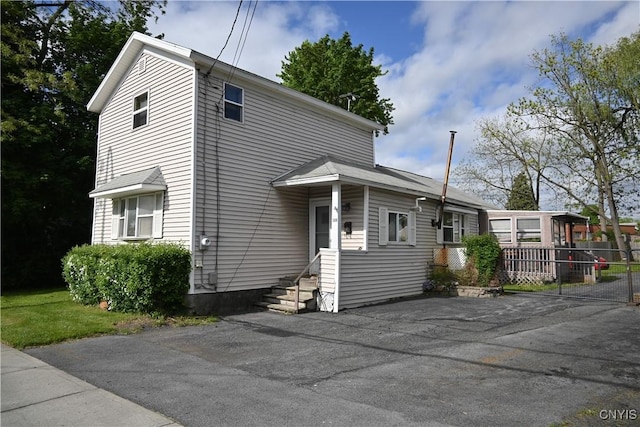 308 State St, Auburn, NY 13021 - view of front facade featuring entry steps