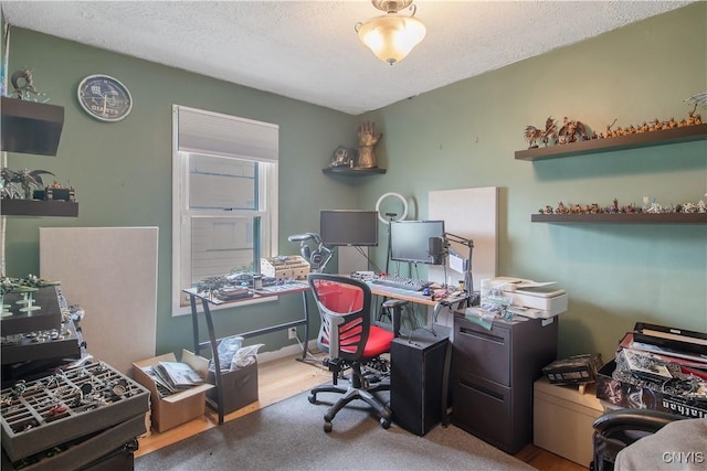 229 Brookfield Rd, Salina, NY 13211 - home office featuring wood finished floors and a textured ceiling