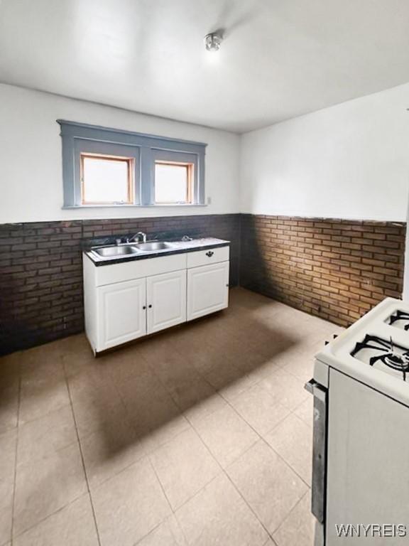 239 Rodney Ave, Buffalo, NY 14214 - photo 15