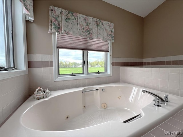 40 River Oaks Dr, Grand Island, NY 14072 - full bathroom with a jetted tub