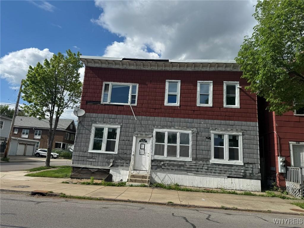 1306 E Lovejoy St, Buffalo, NY 14206 - view of property with entry steps