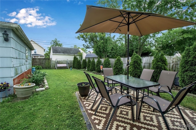 202 Tremaine Ave, Tonawanda-Town, NY 14217 - view of yard with a patio and outdoor dining area