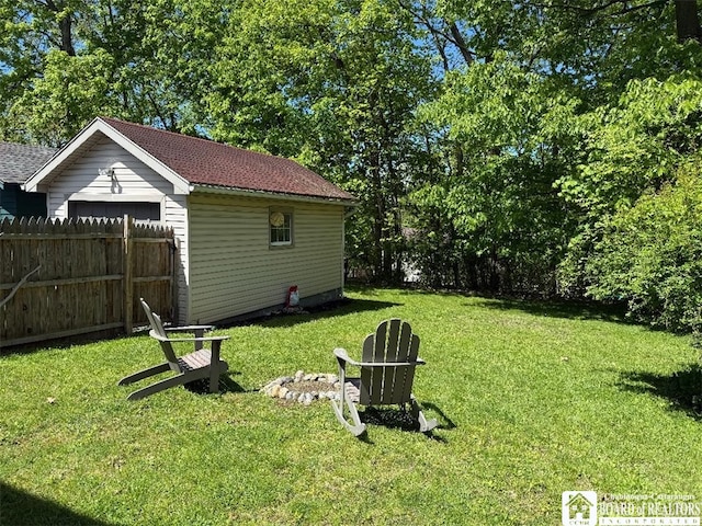21 Juliet St, Jamestown, NY 14701 - view of yard featuring an outbuilding