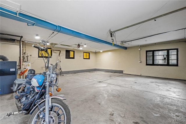 2365 Genesee St, Cheektowaga, NY 14225 - view of garage