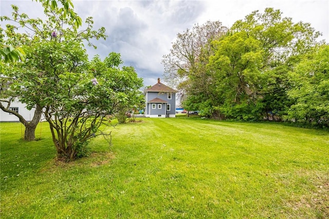 636 Ridge Rd, Webster, NY 14580 - view of green lawn