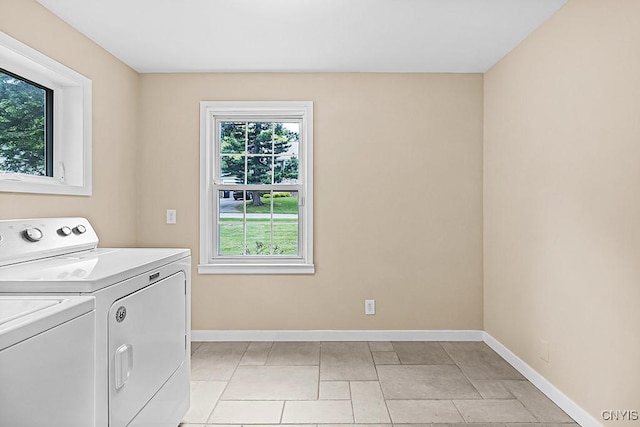 5 Glencrest Blvd, New Hartford, NY 13413 - laundry area featuring washer and dryer and baseboards