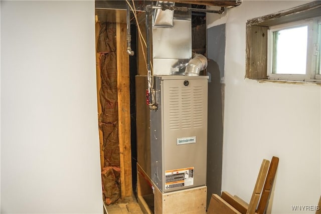 7401 Seneca St, Elma, NY 14052 - utilities featuring heating unit