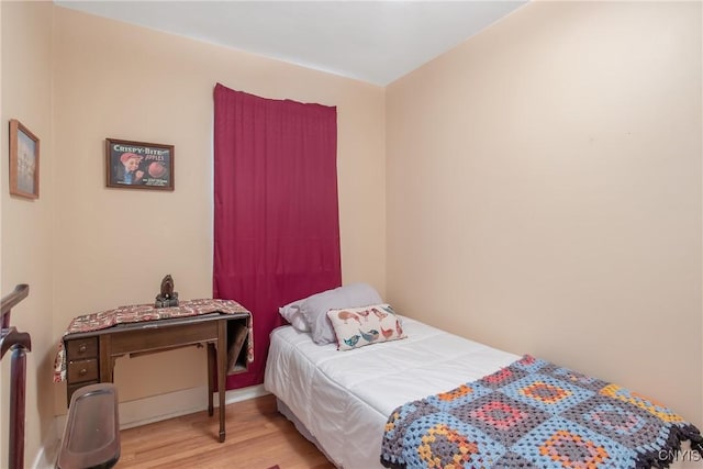 329 Hazelhurst Ave, Syracuse, NY 13206 - bedroom featuring light wood-style floors
