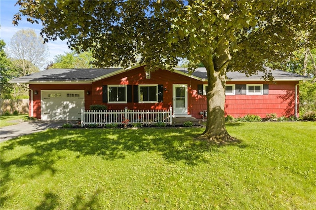 482 Marsh Rd, Pittsford, NY 14534 - single story home with an attached garage, driveway, and a front yard
