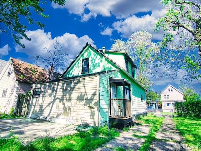 40 Federal Ave, Buffalo, NY 14215 - view of side of home