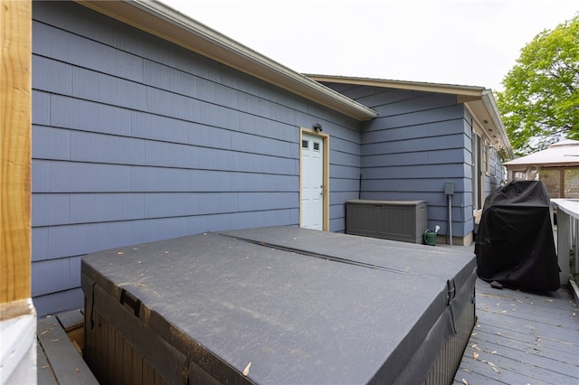 25 Selkirk Dr, Greece, NY 14626 - wooden deck featuring a hot tub and a gazebo