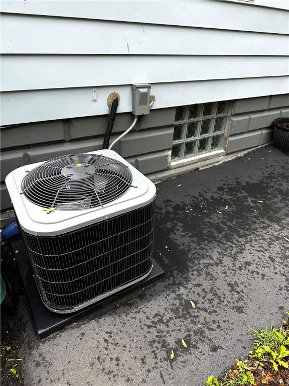386 Westfield St, Rochester, NY 14619 - exterior view of cooling unit