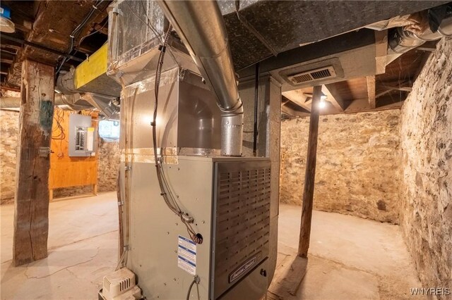 8785 Main St, Clarence, NY 14221 - utilities with electric panel