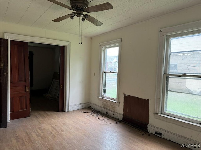 1867 Pierce Ave, Niagara Falls, NY 14301 - unfurnished room featuring light wood-style flooring and ceiling fan