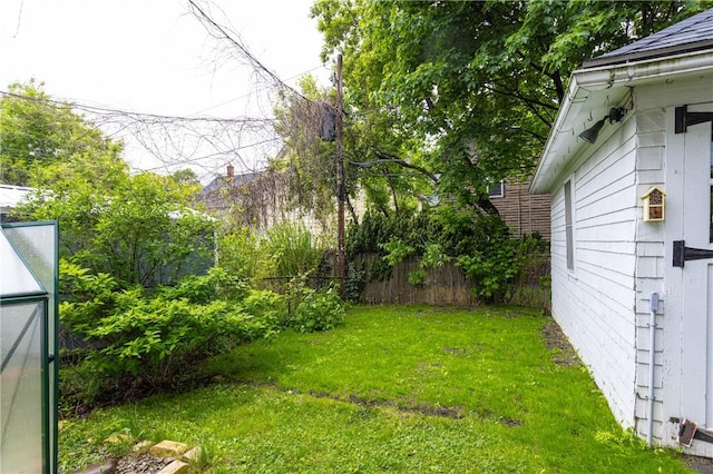 110 Lansdale St, Rochester, NY 14620 - view of yard