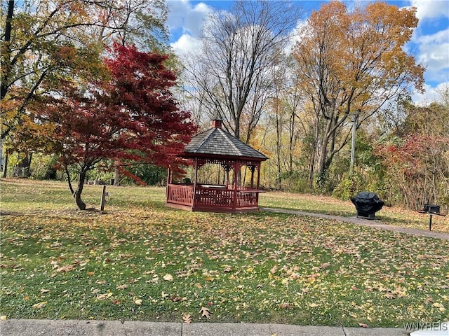 151 Buffalo Ave Unit 404, Niagara Falls, NY 14303 - view of green lawn with a gazebo