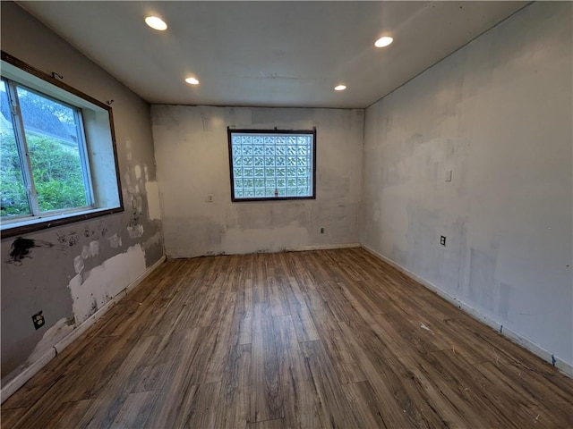 1077 Looker Mtn, Otto Twp, PA 16745 - spare room with wood finished floors and recessed lighting
