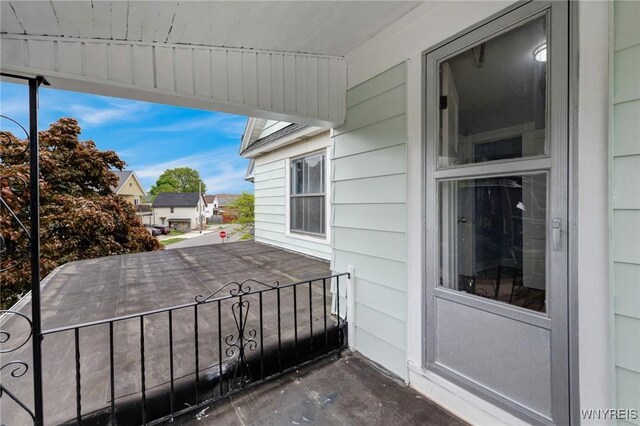 405 W Ferry St, Buffalo, NY 14213 - view of patio / terrace